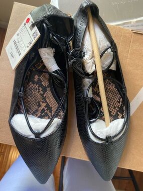 Zara Black Pointed Lace-Up Ballet Flats with Snakeskin Insole